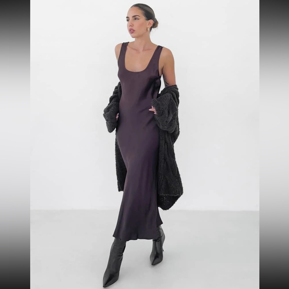 Rumored Market Midi Dress